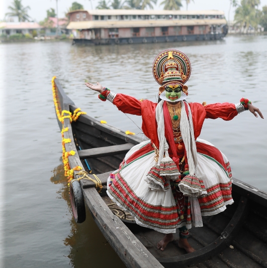 7 Nights 8 Days Kerala Tour Package